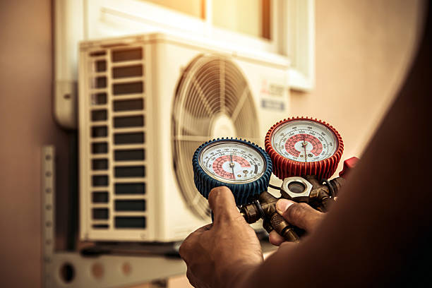Professional Emergency Hvac technician working in Shoemakersville, PA